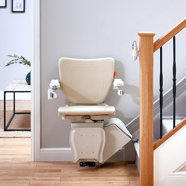 San Jose Residential home straight rail Bruno Elan SRE3050 stairlift